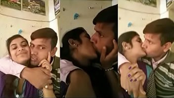 desi bihari teacher hot kiss in tution class room(VIRAL)