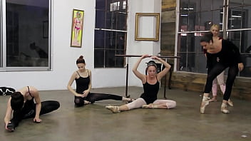 teen ballet dancers hot 3some - femdom and foot fetish