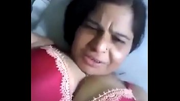 hot aunty mastubuting with hindi audio