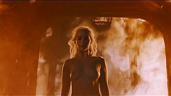 Emilia Clarke – Game of Thrones s06e04