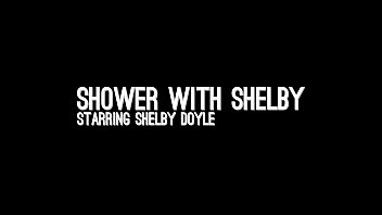 Shelby Doyle bathes her hot fit body for you